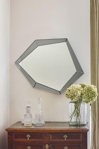 Polygon Grey