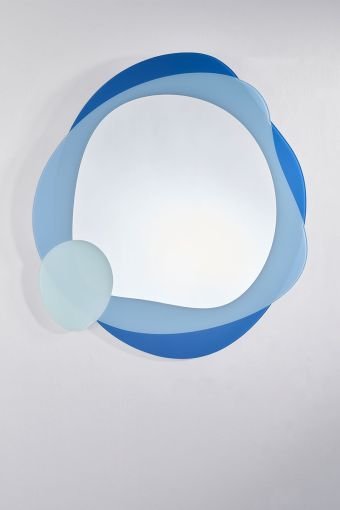 Auravibe Aqua RB irregular wall mirror, showing irregular organic-shaped wall mirror with blue gradient design.